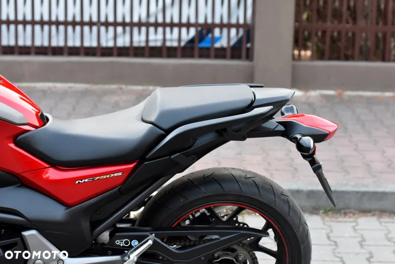 Honda NC - 26