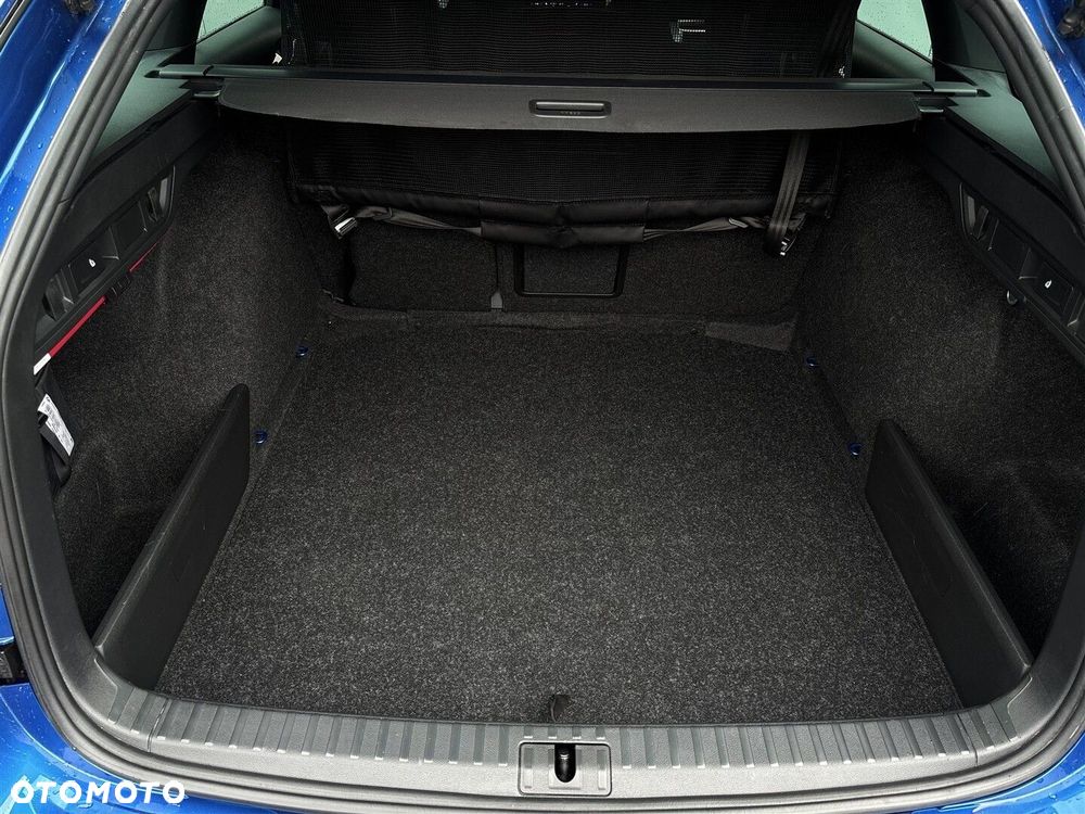 Skoda Octavia 2.0 TSI RS DSG - 10