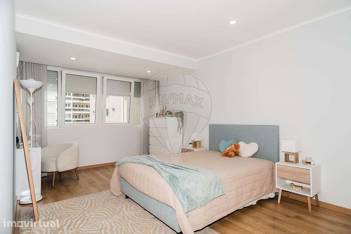 Apartamento T4 para venda - Grande imagem: 5/30