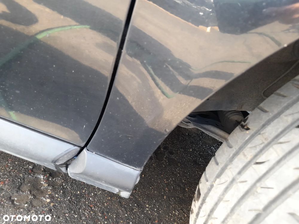 AUDI A3 8L BŁOTNIK PRAWY PRZÓD PRZEDNI LZ9W - 3