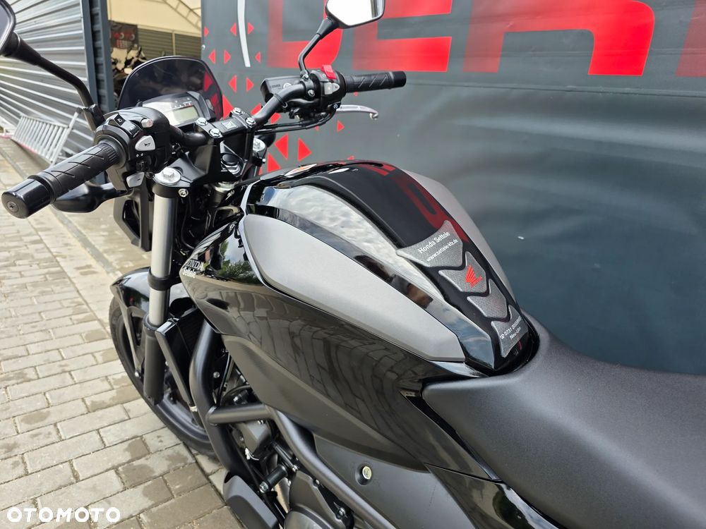 Honda NC - 9