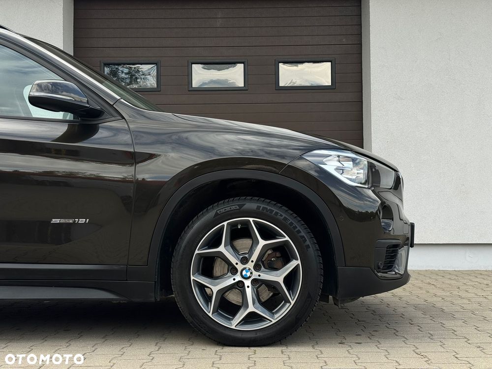 BMW X1 sDrive18i Sport Line - 10