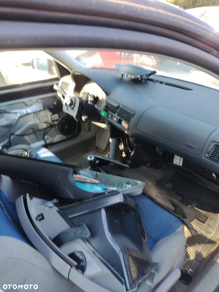 Volkswagen Golf 4 IV na części - 4