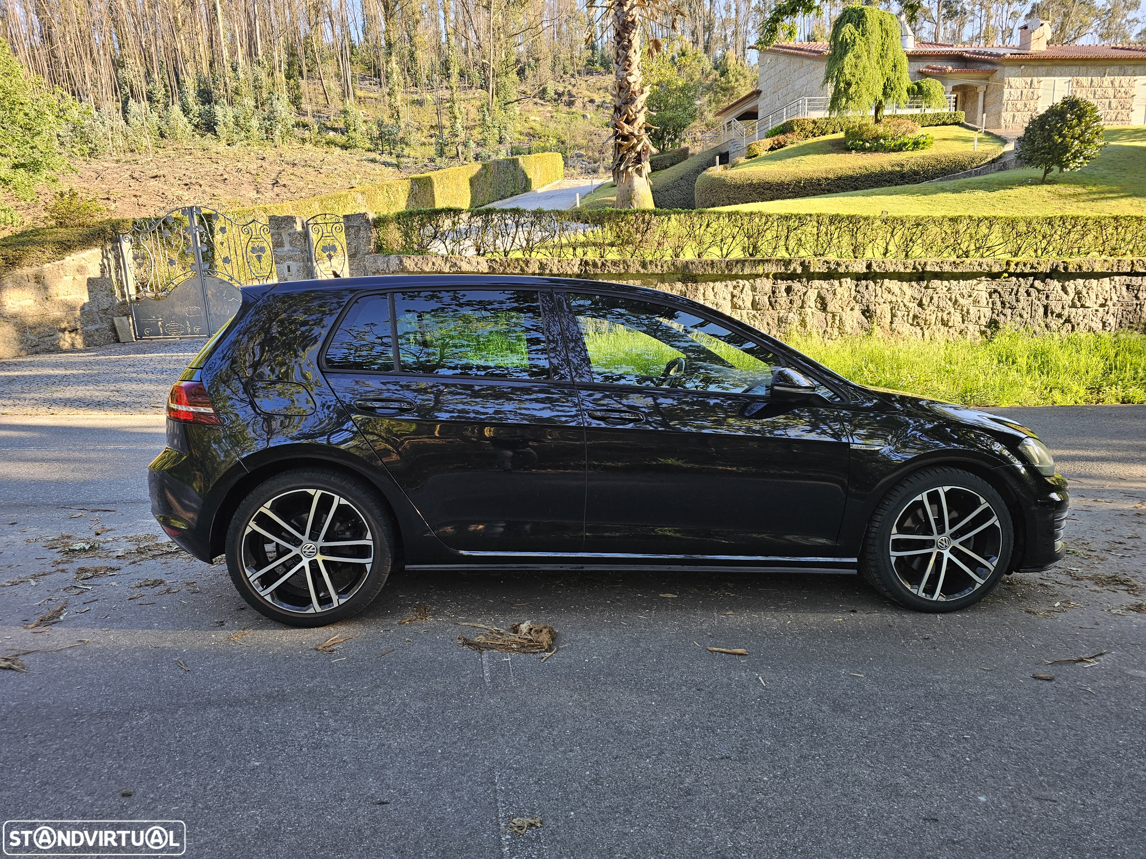 VW Golf 2.0 TDI GTD DSG - 34