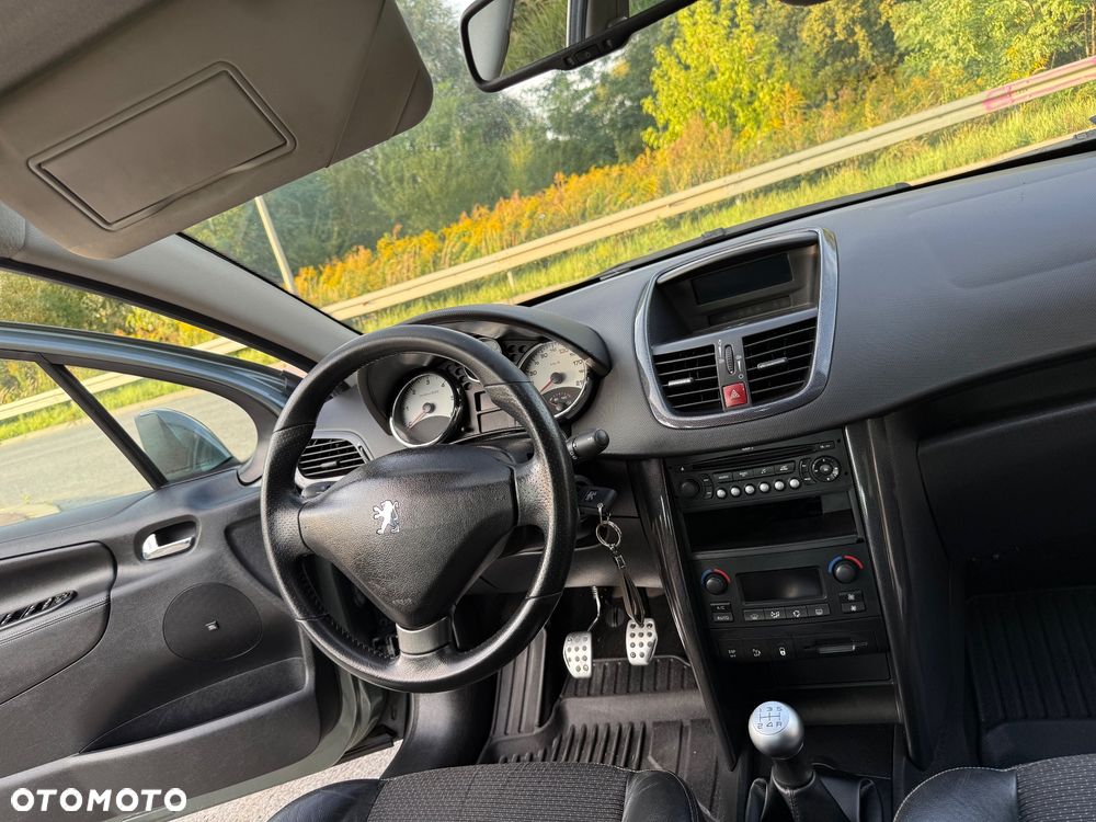 Peugeot 207 1.6 HDi Sporty - 12