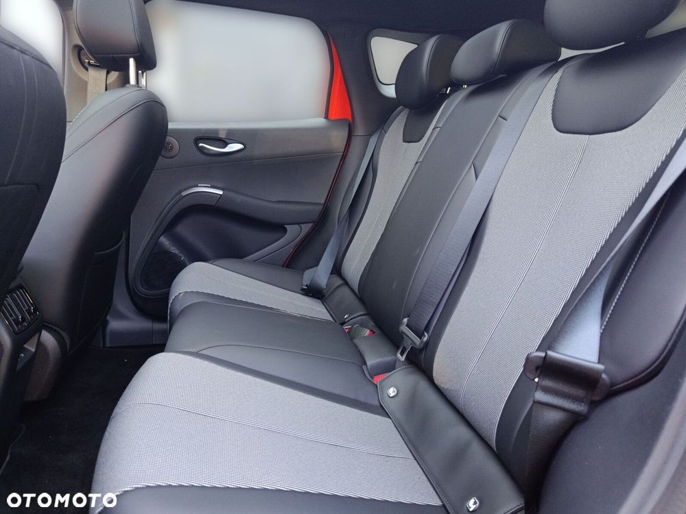 BYD Dolphin - 17