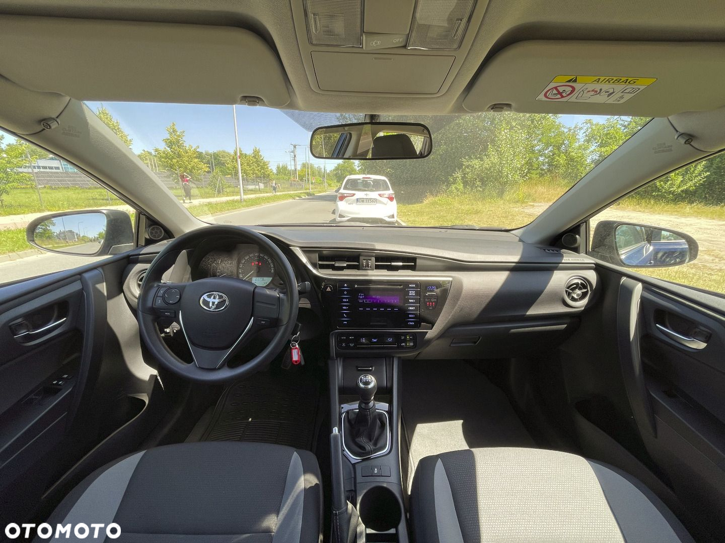 Toyota Auris 1.33 VVT-i Active - 14