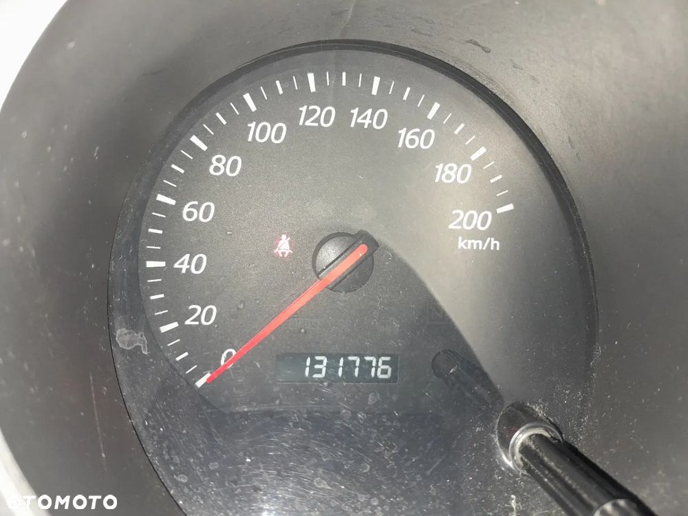 Suzuki Grand Vitara 1.6 - 9