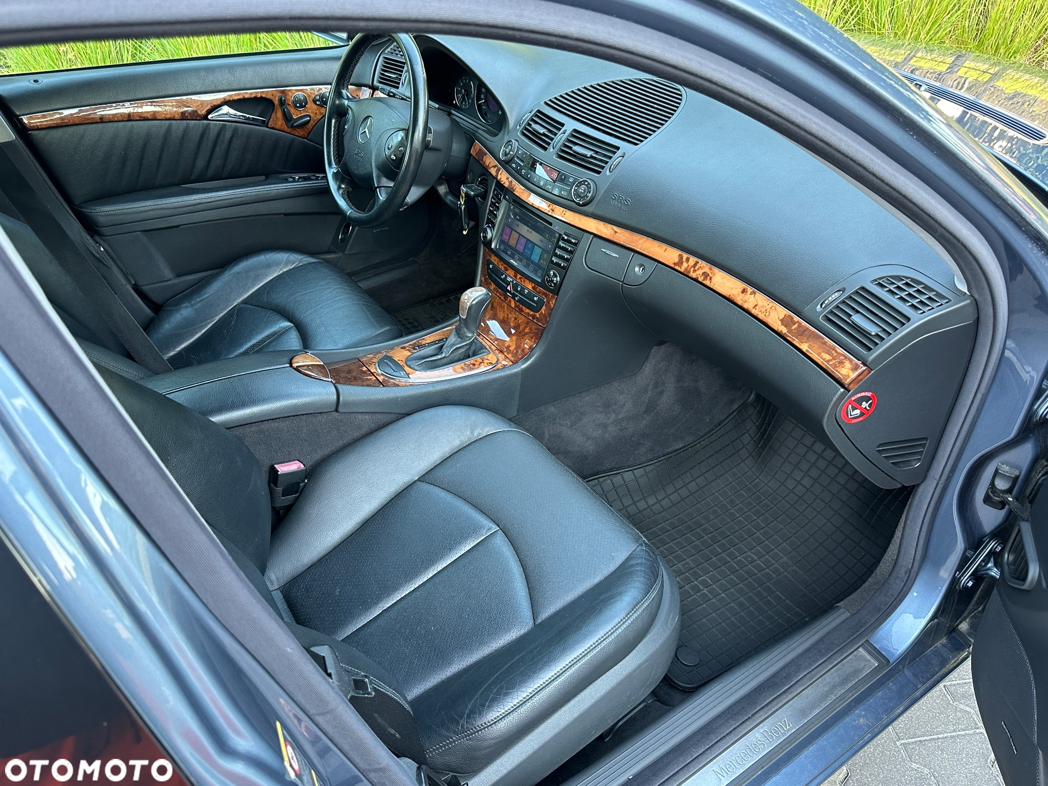 Mercedes-Benz Klasa E 320 4-Matic T Elegance - 6