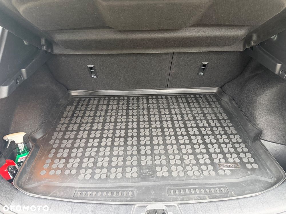 Nissan Qashqai 1.6 DIG-T N-Connecta - 17