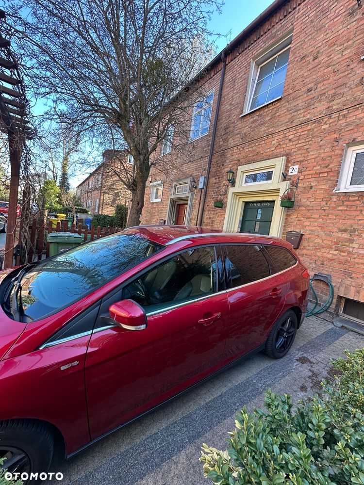 Ford Focus 1.6 EcoBoost Titanium - 11