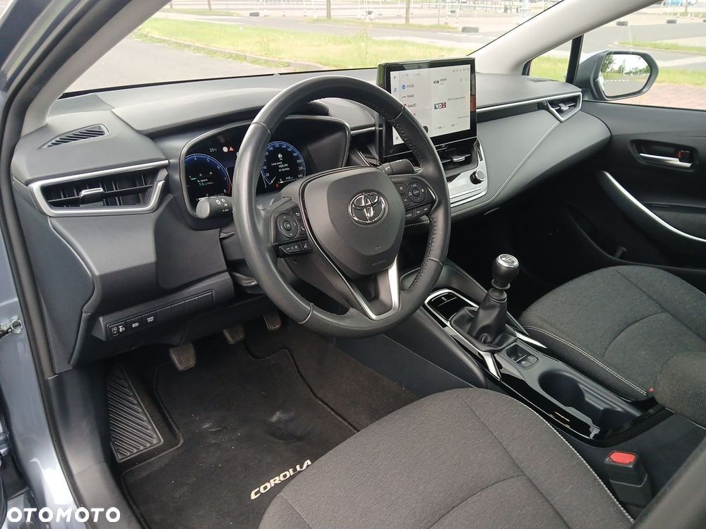 Toyota Corolla - 17
