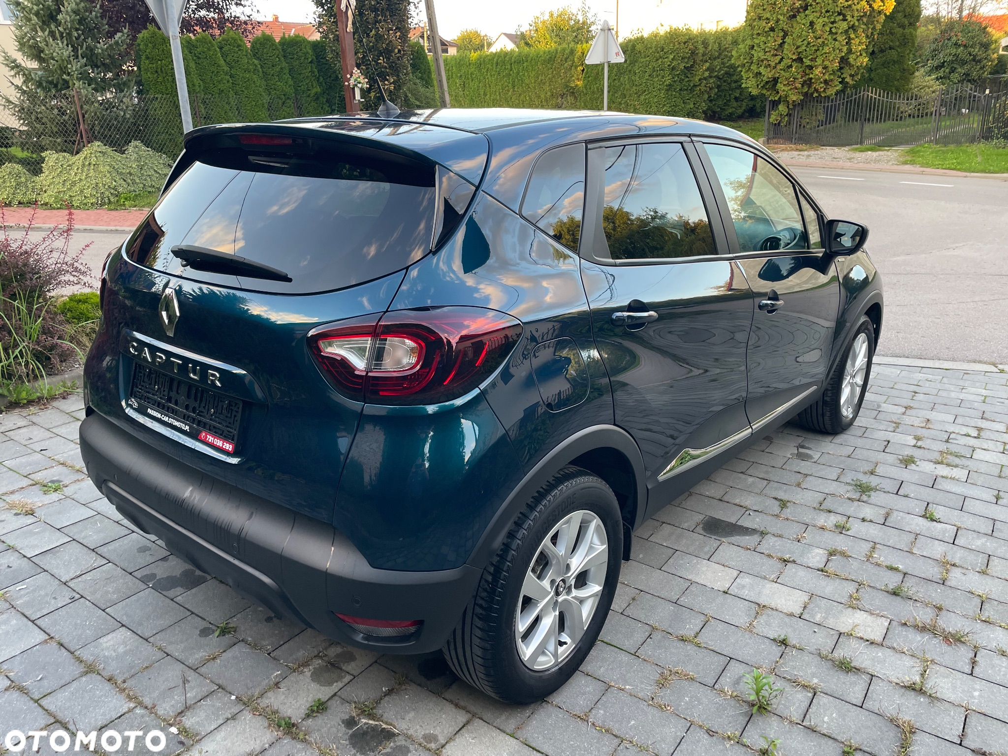 Renault Captur 0.9 Energy TCe Limited - 11