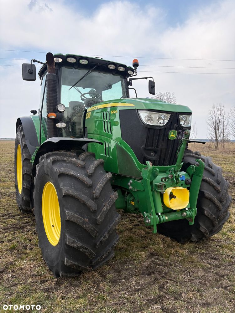 John Deere 6210R - 11