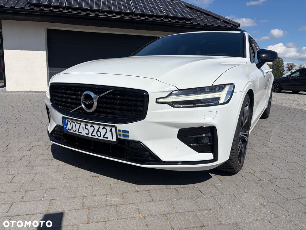 Volvo V60 B4 D R-Design - 2