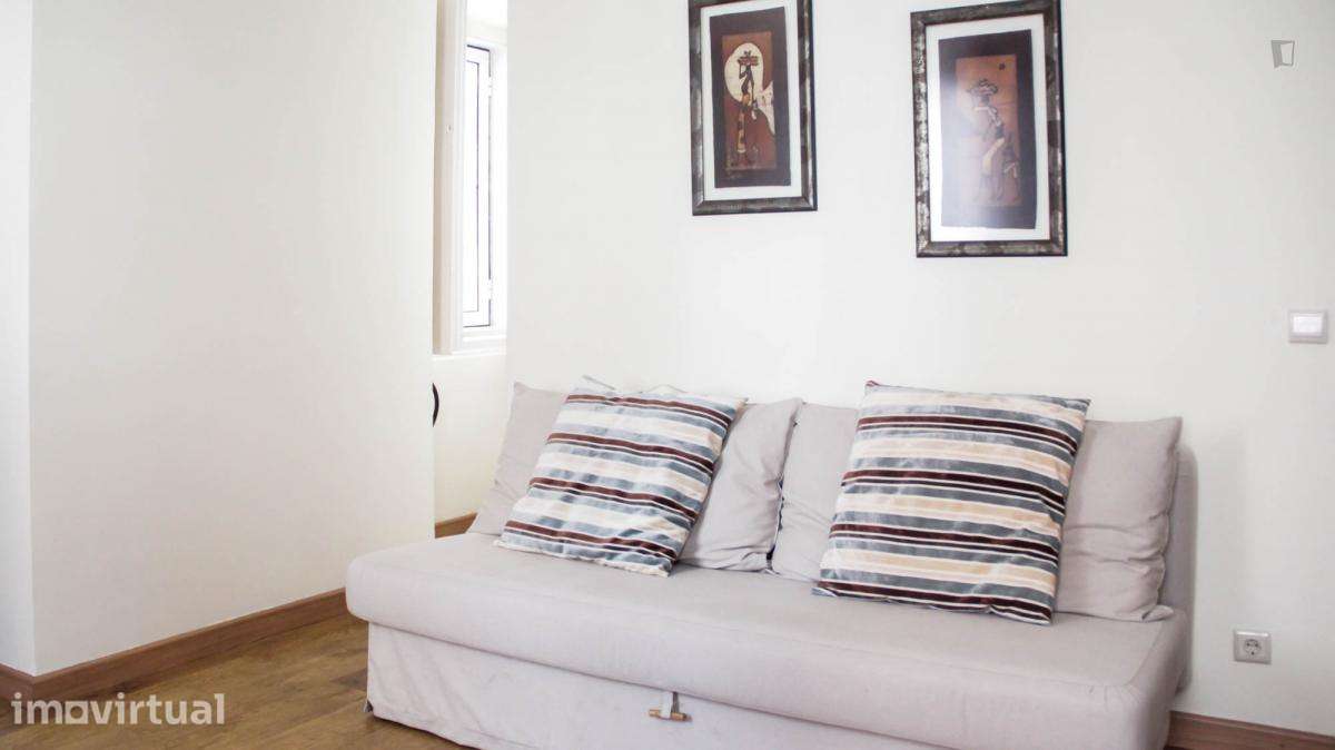 Apartamento com 1 quartos - localizado em Princípe Real Lisbon - Grande imagem: 2/14