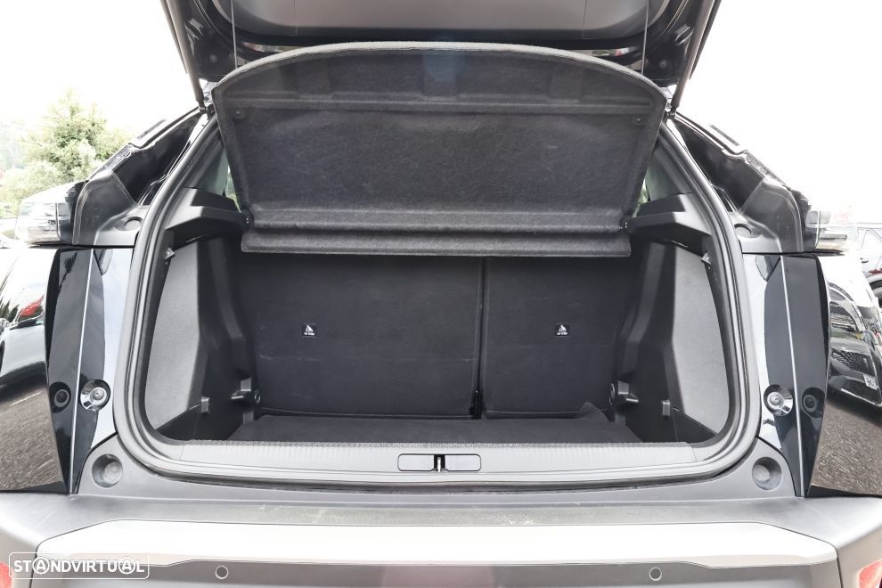 Peugeot 2008 1.2 Hybrid Allure e-DCS6 - 18