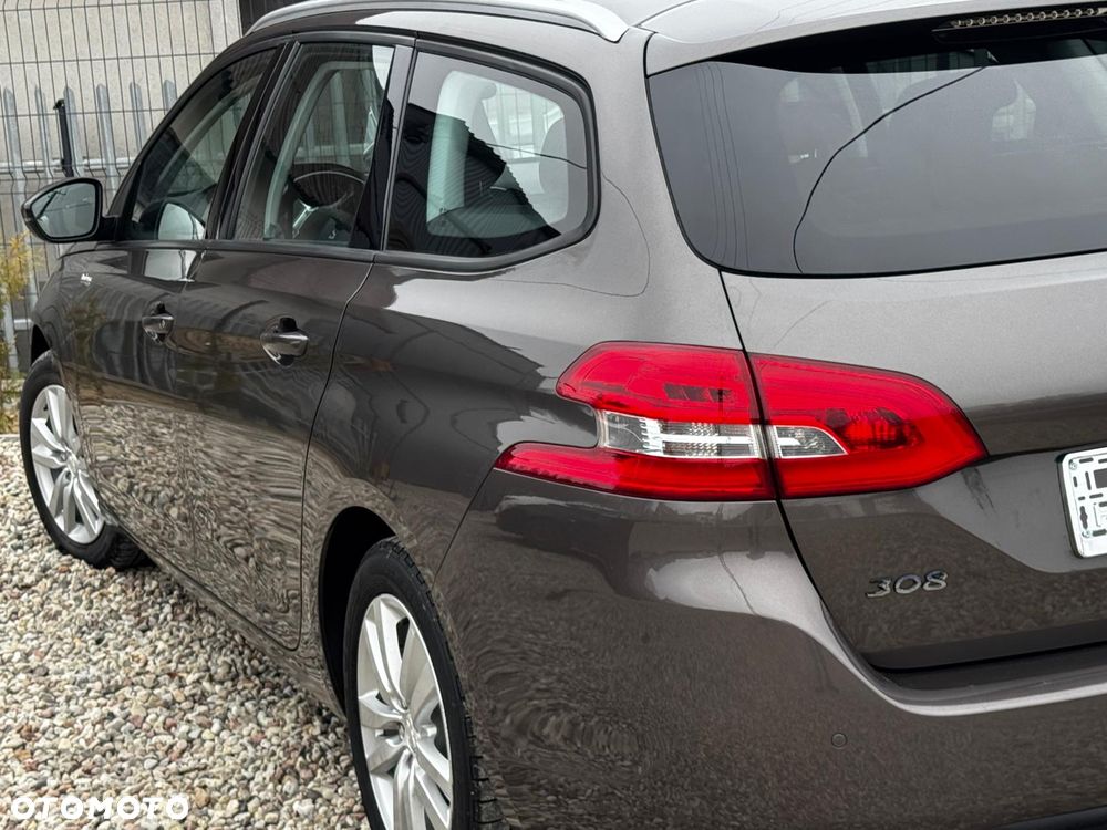 Peugeot 308 BlueHDi 150 Stop & Start Niveau 2 Business-Line - 17