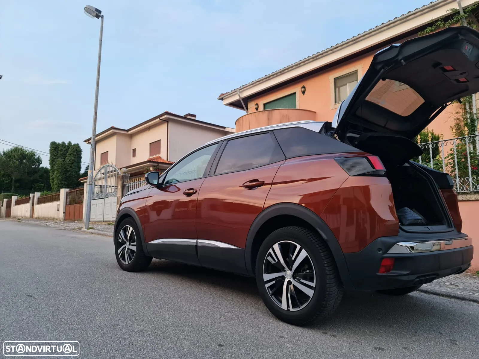 Peugeot 3008 PureTech 130 Stop & Start GPF EAT8 Allure Business-Pack - 34