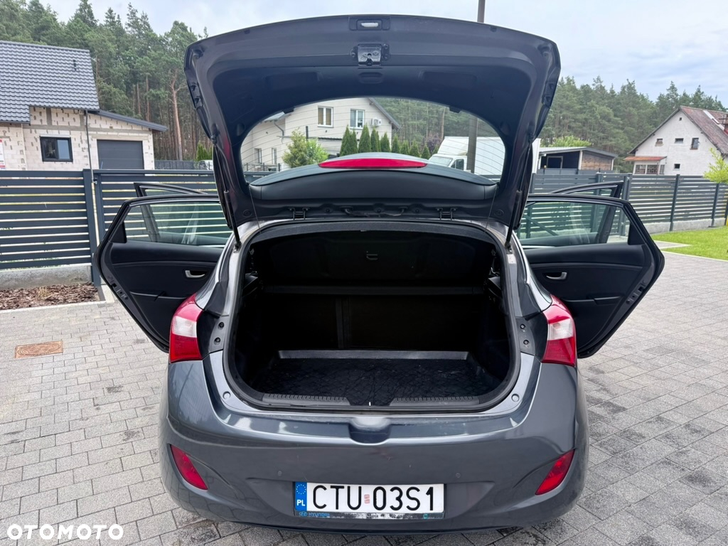 Hyundai i30 1.4 CRDi Comfort - 24