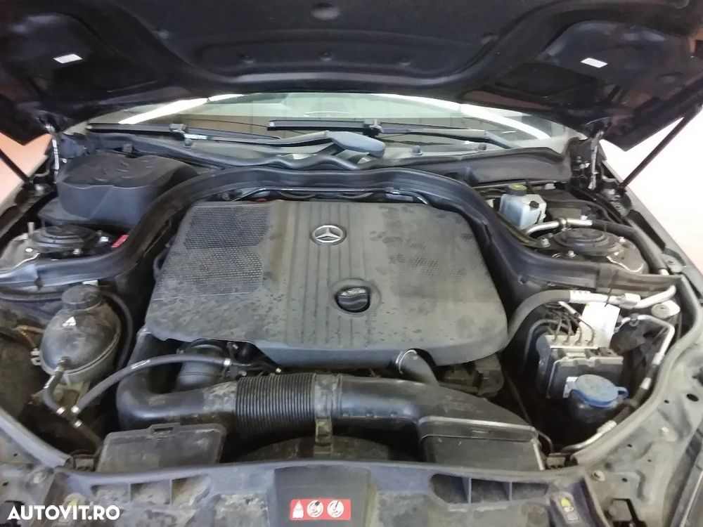 Mercedes-Benz E 200 CDI BlueEfficiency - 8