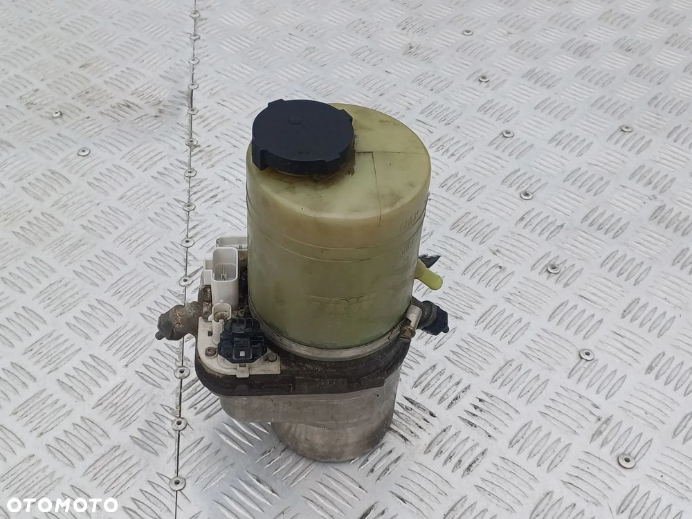 POMPA WSPOMAGANIA OPEL VECTRA C LIFT TRW - 4