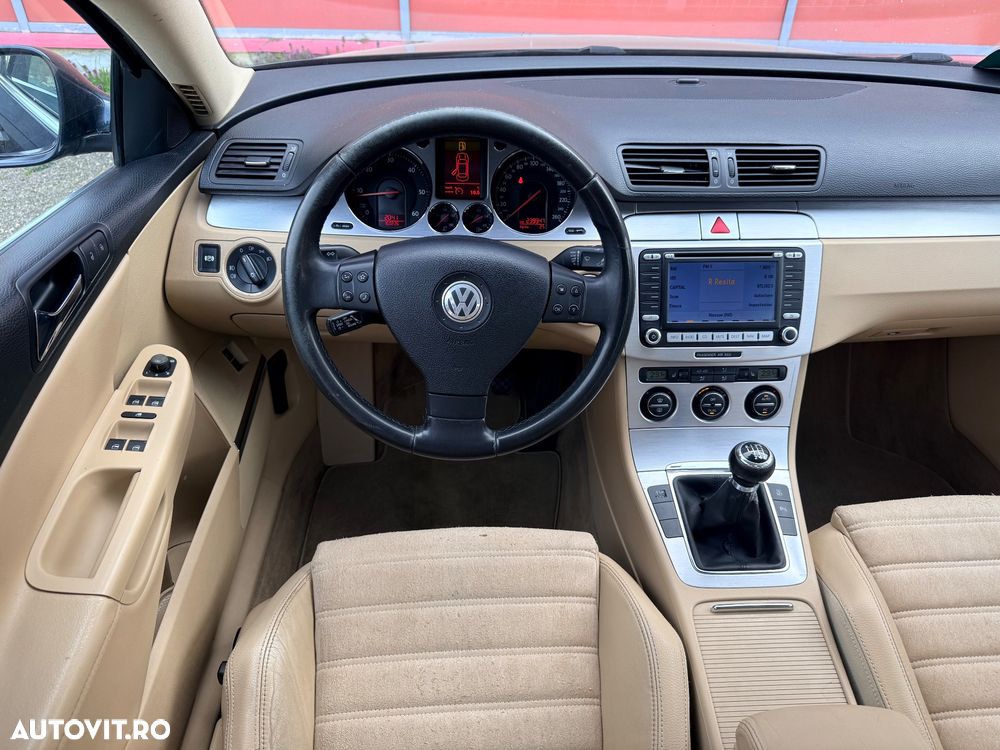 Volkswagen Passat 2.0 TDI DPF 4Motion Highline - 17