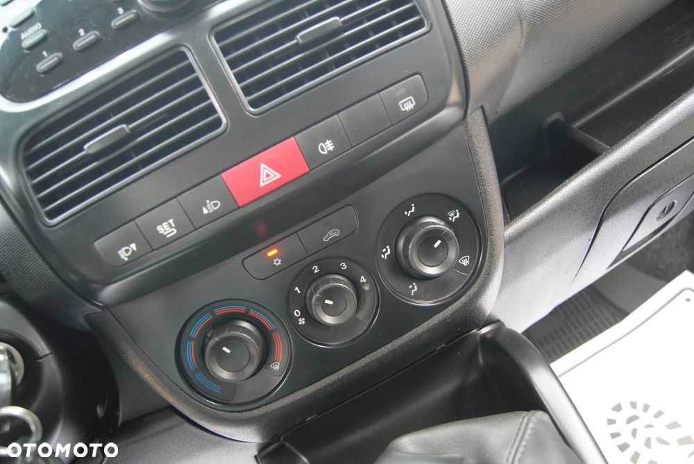 Opel Combo Tour L1H1 - 23