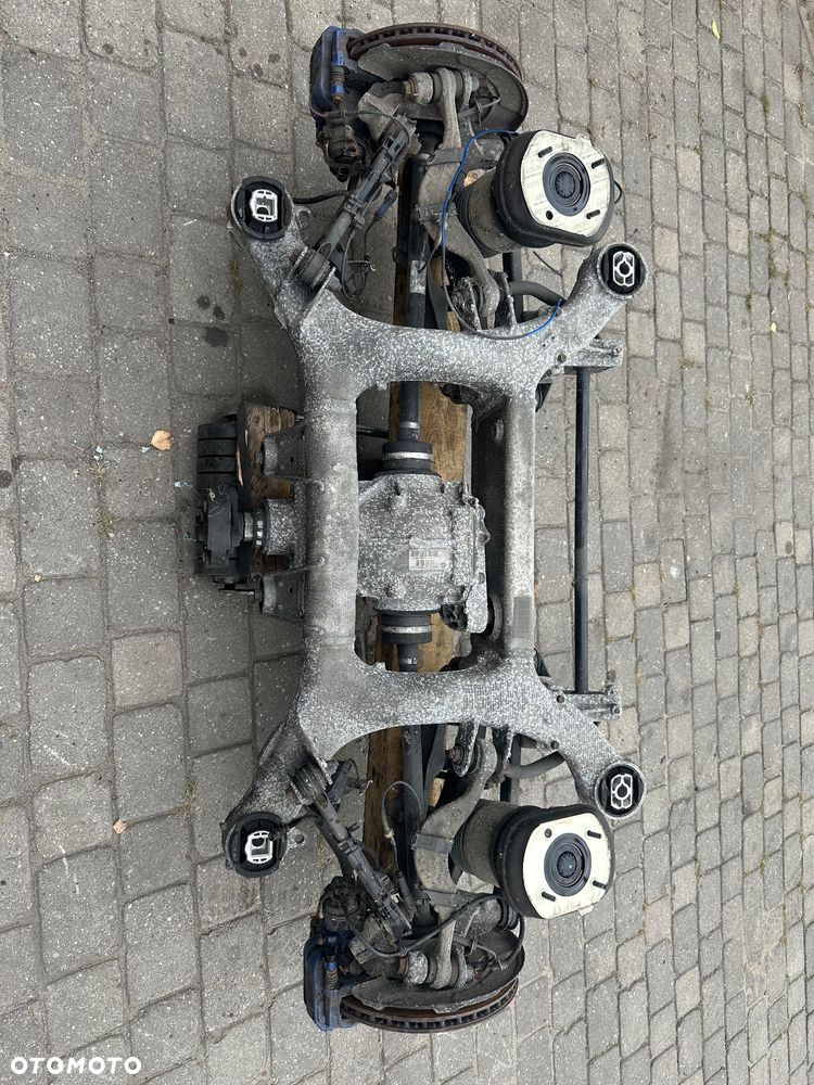 Kompletne zawieszenie tylne wózek belka zwrotnice amortyzatory BMW seria 5 g31