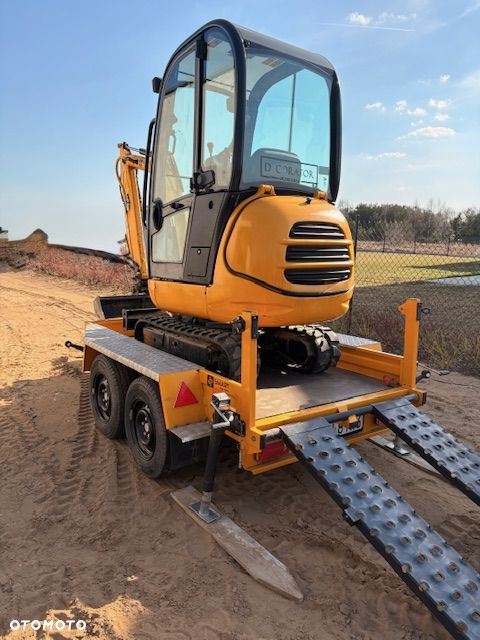 JCB 8018 - 2
