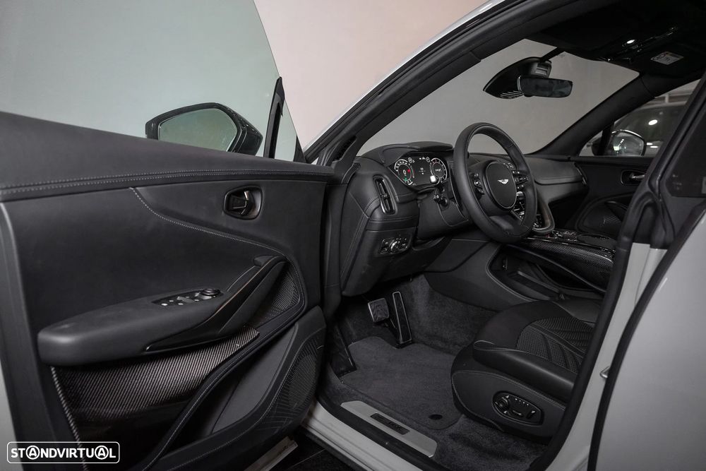 Aston Martin DBX 707 - 17