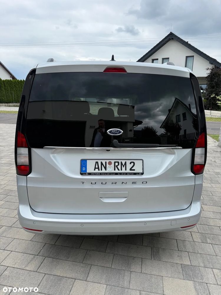 Ford Tourneo Connect Grand 2.0 EcoBlue Titanium - 4