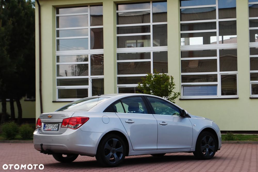 Chevrolet Cruze 1.8 LT - 8