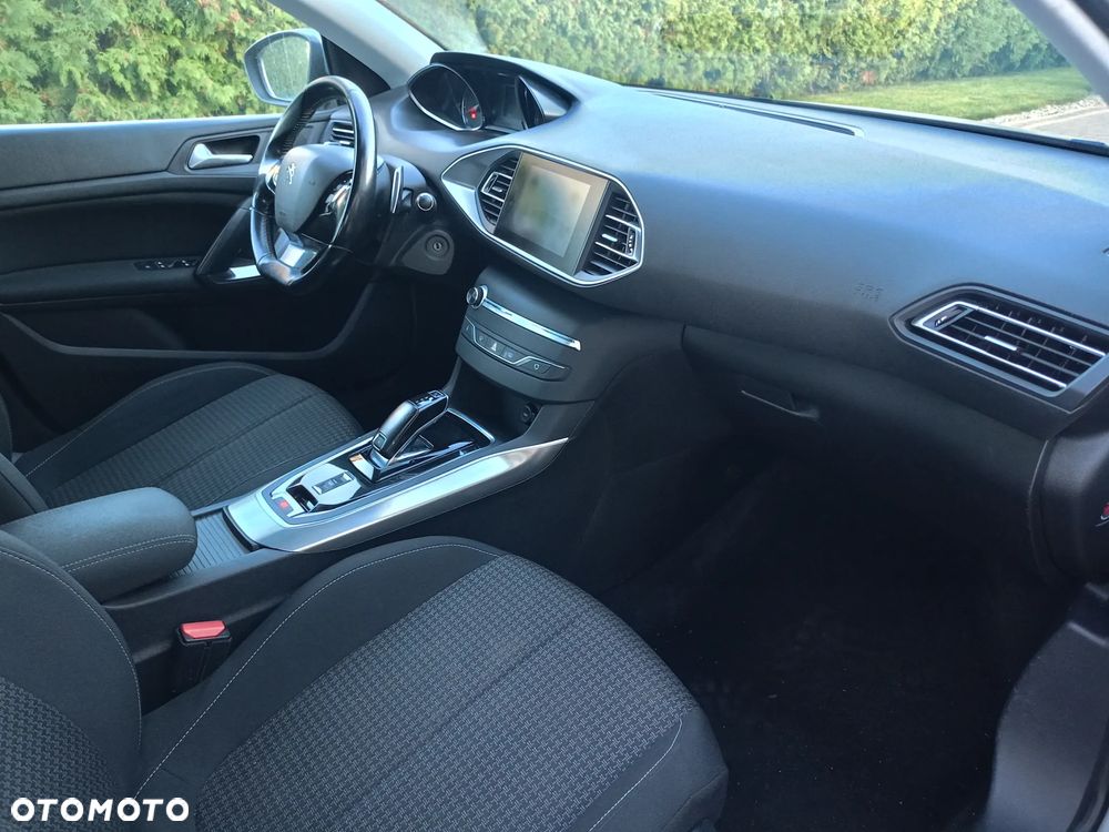 Peugeot 308 - 9