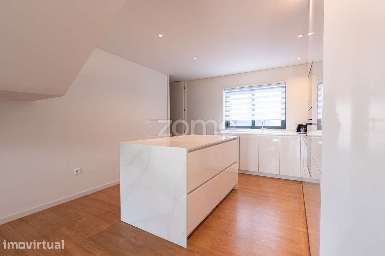 Apartamento T2 Duplex - Urgezes, Guimarães - Grande imagem: 2/33