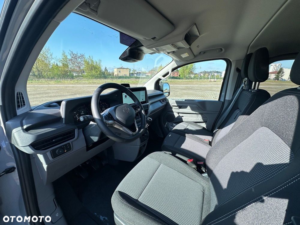 Volkswagen Transporter Transporter Furgon Plussilnik: 2,0 l TDI 150 KM / skrzynia biegów: 6-biegowa manualna rozstaw osi: 3500 mm - 11
