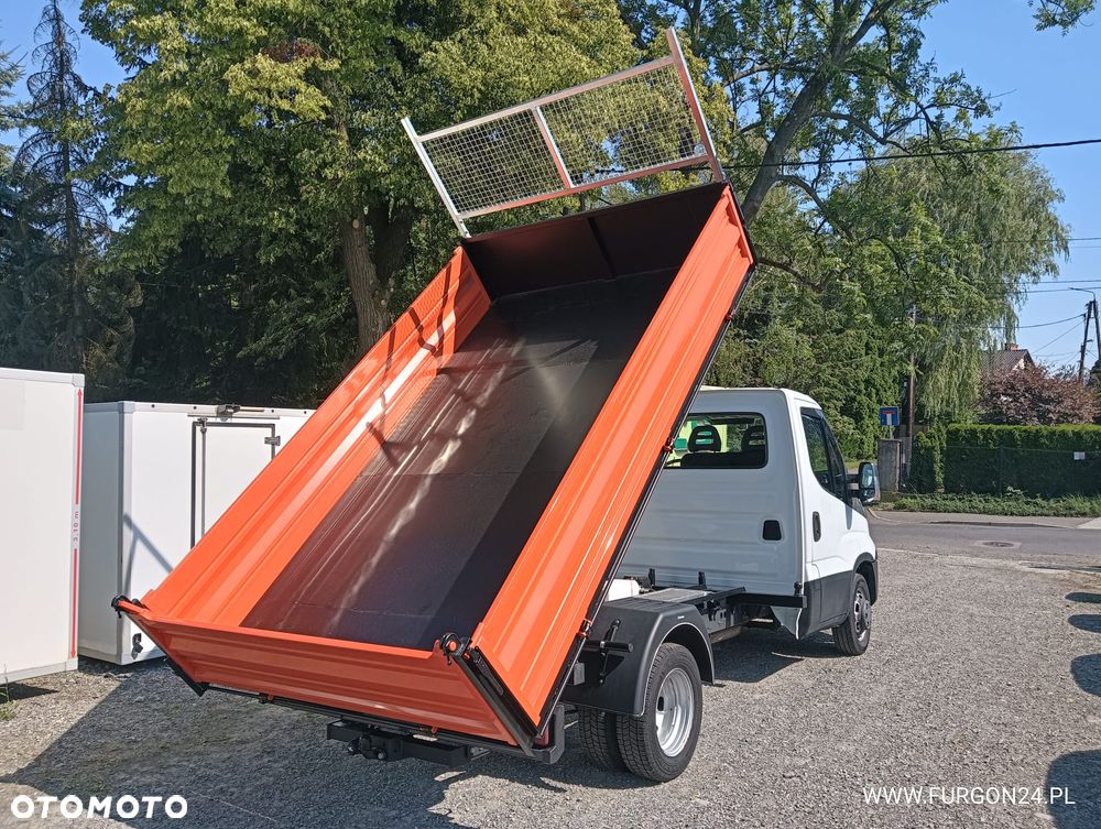 Iveco DAILY 35C13 WYWROTKA KIPER Z NAJAZDAMI NR 925 - 4