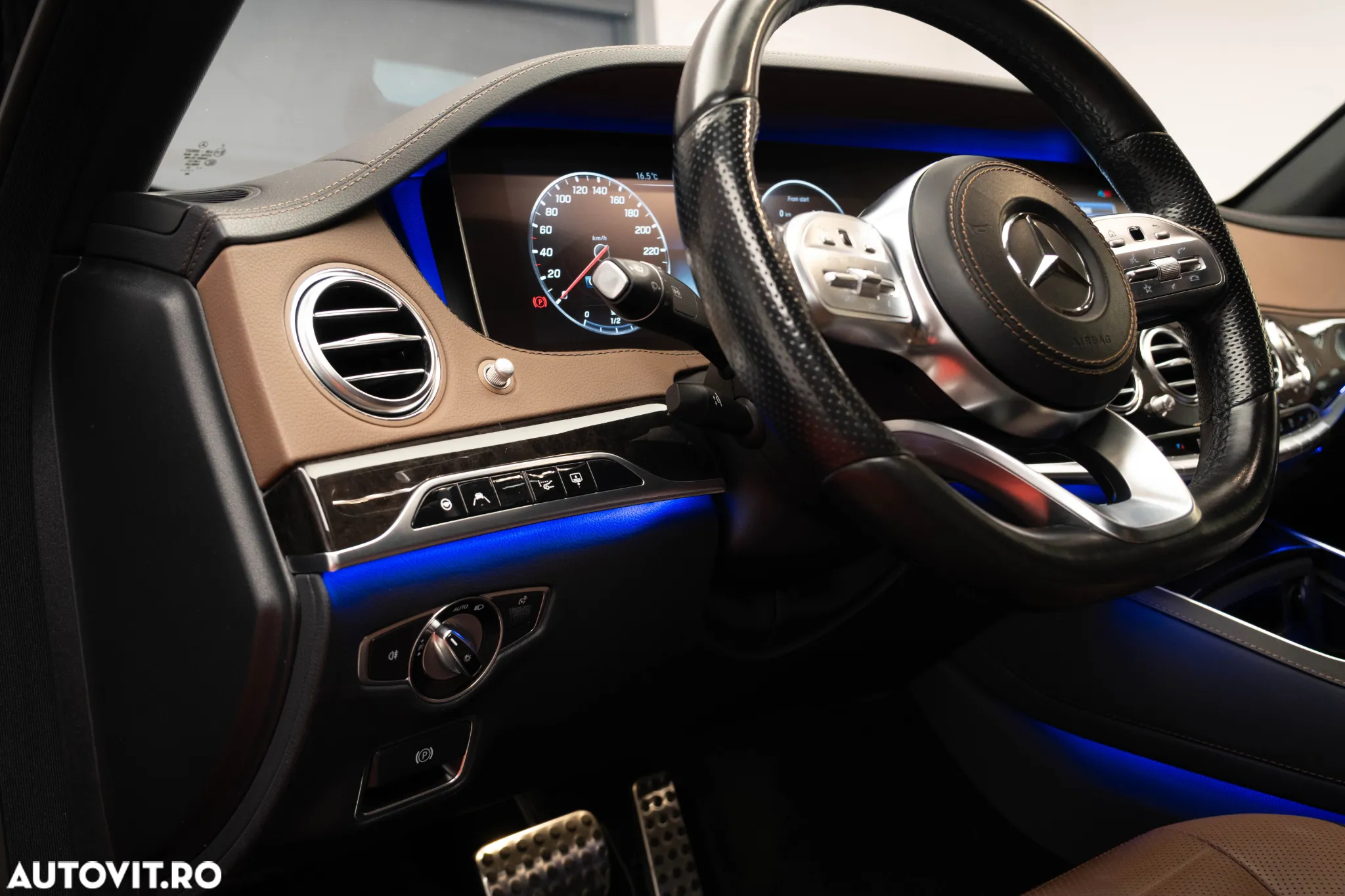 Mercedes-Benz S 400 d 4Matic 9G-TRONIC - 17