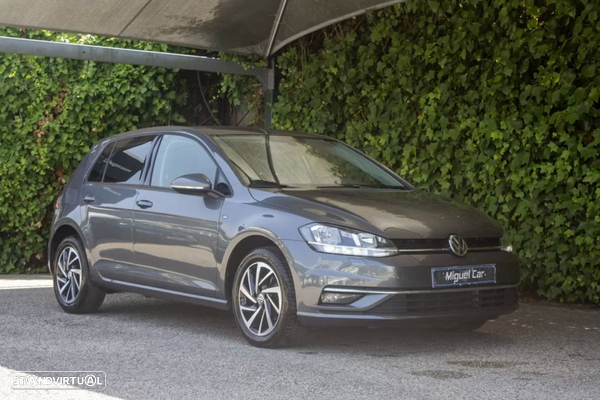 VW Golf 1.6 TDI Confortline DSG