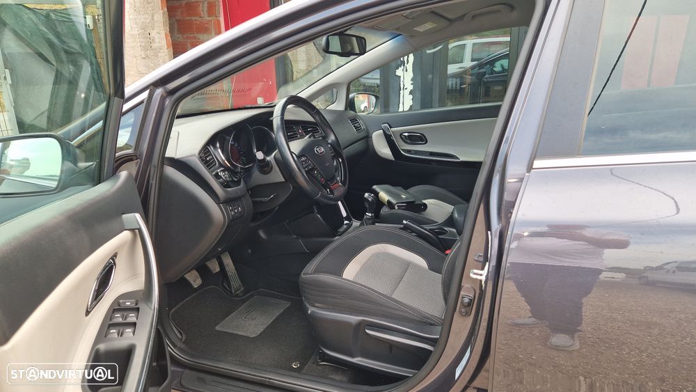 Kia Ceed SW 1.6 CRDi Prime - 10