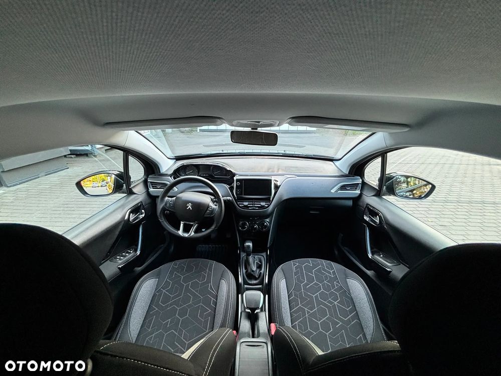 Peugeot 2008 1.2 Pure Tech Active S&S - 25
