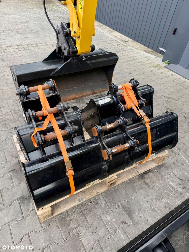 Caterpillar NOWA MINIKOPARKA CAT CATERPILLAR 302.7 CR 302 302.7CR 301,303, 2024R. KLIMATYZACJA - 8