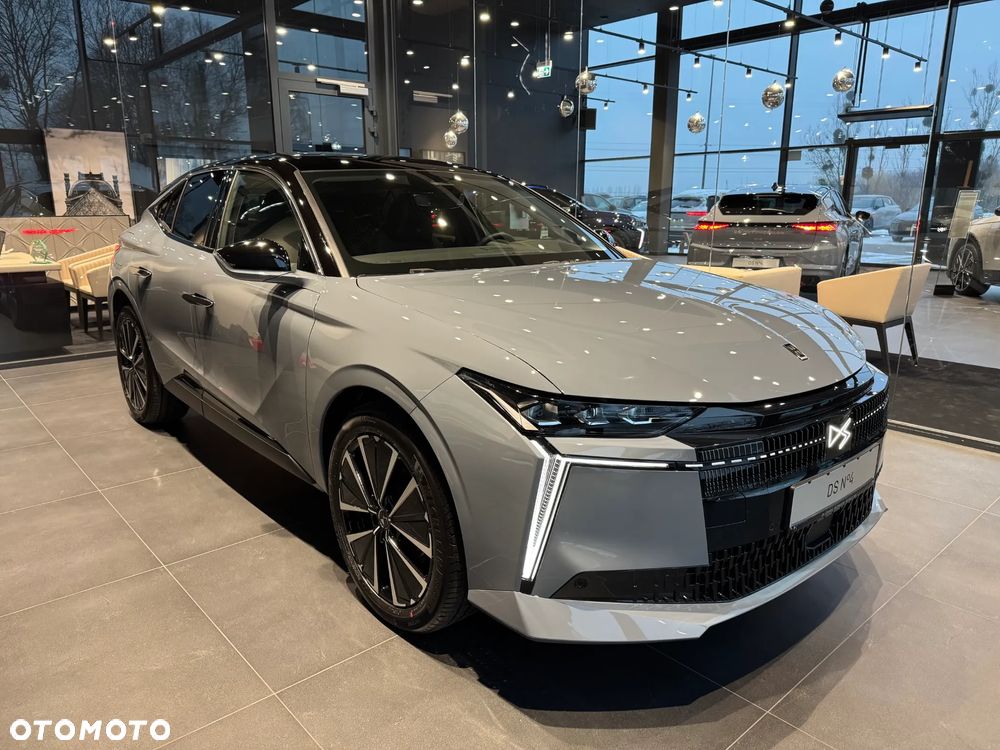DS Automobiles N°4 E-Tense 58.3kWh Étoile Alcantara - 4