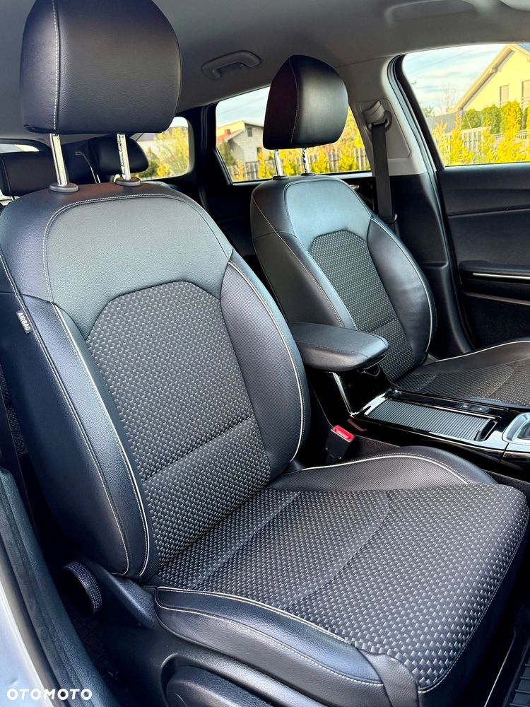 Kia Ceed 1.4 T-GDI DCT OPF Platinum Edition - 21