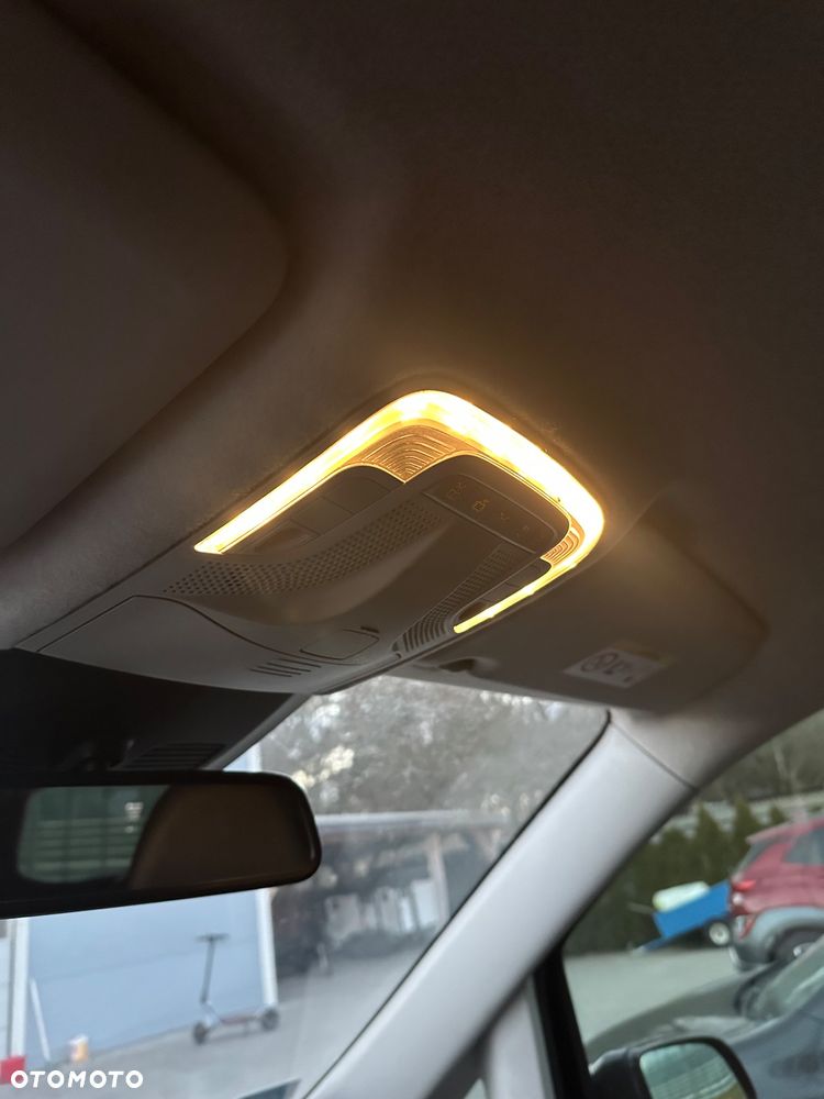 Mercedes-Benz Vito - 10