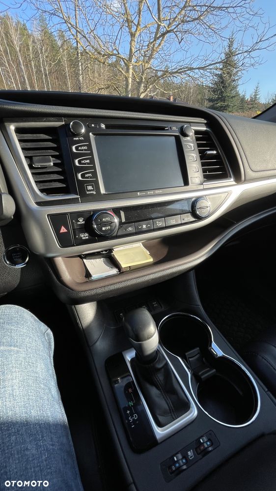 Toyota Highlander - 25