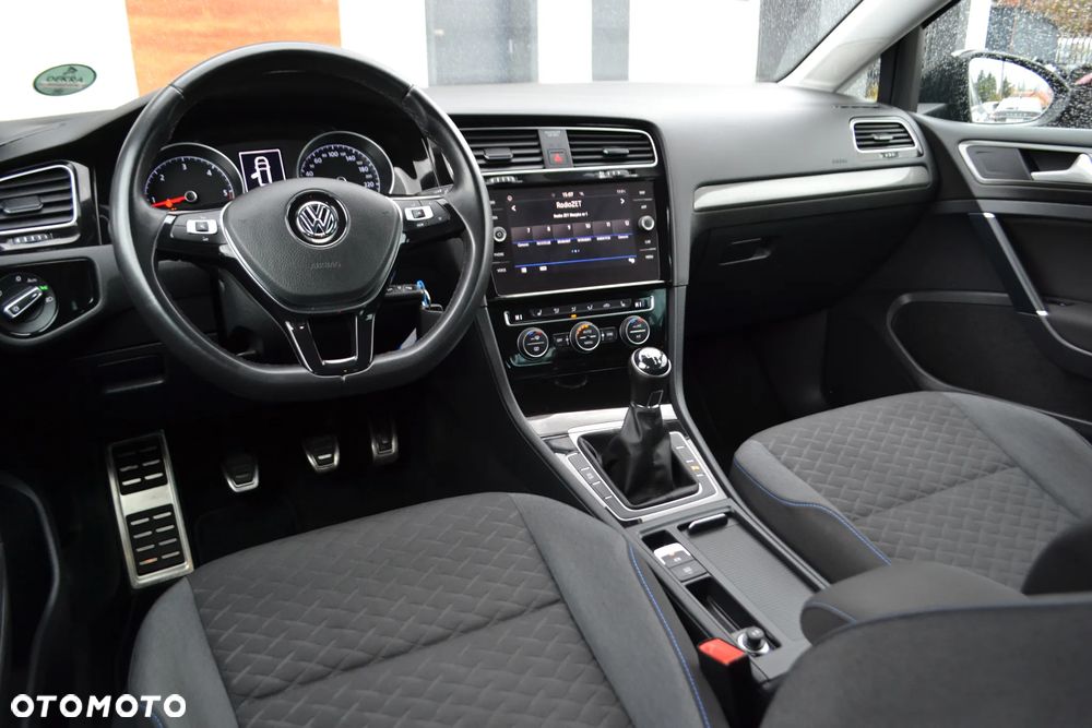 Volkswagen Golf Variant - 5