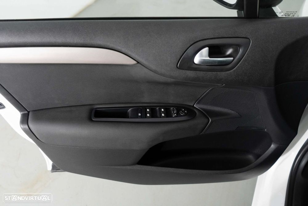 Citroën C4 1.6 BlueHDi Live - 20
