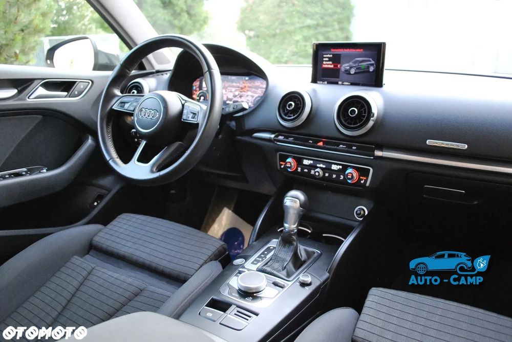 Audi A3 Sportback 1.4 TFSI e-tron Sport S tronic - 28