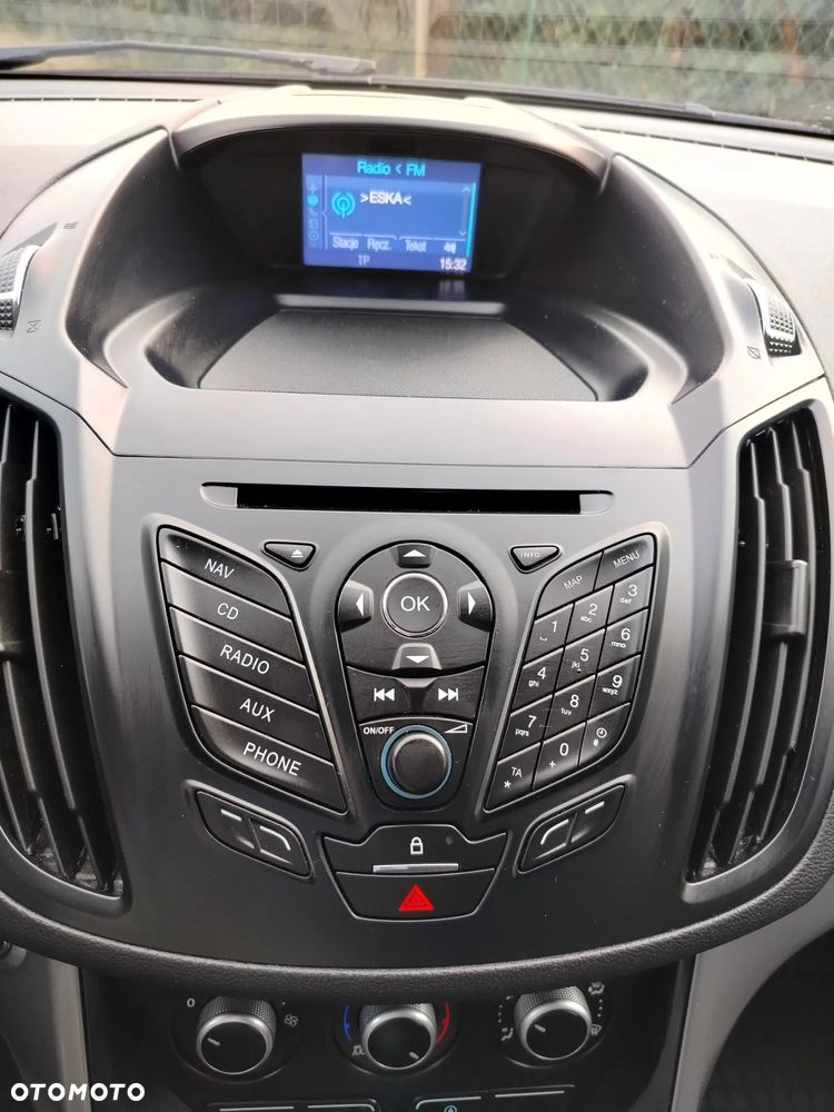 Ford Kuga 2.0 TDCi 4x4 Trend - 24